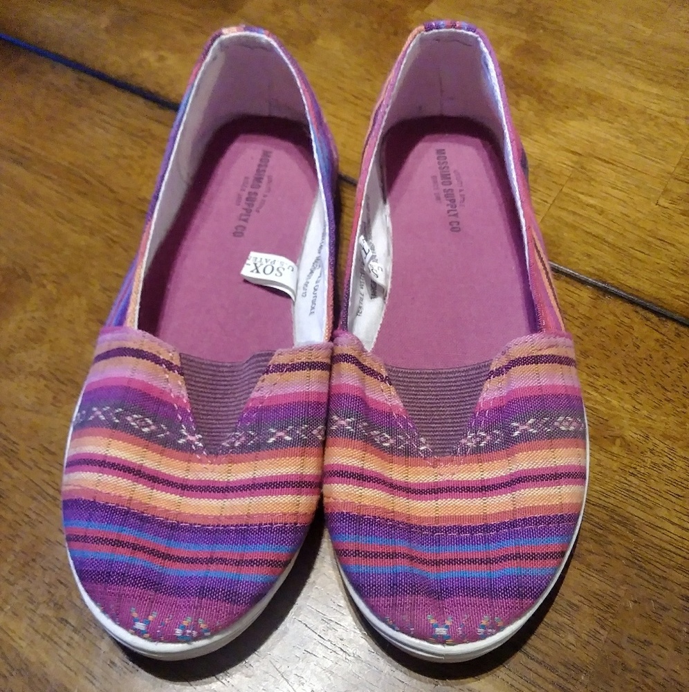 Mossimo Supply Co. Women's Flats 5/6